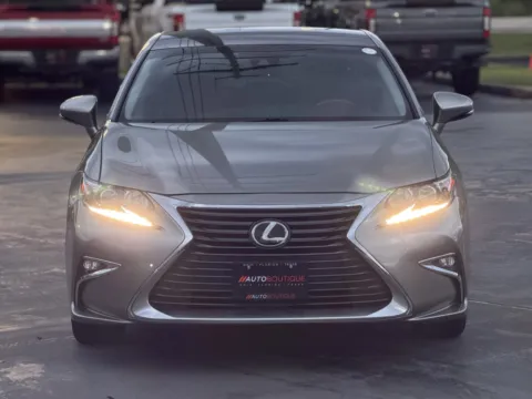 More photos of 2018 Lexus ES 350 at Auto Boutique Texas, TX