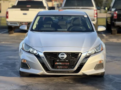 More photos of 2020 Nissan Altima 2.5 S at Auto Boutique Texas, TX
