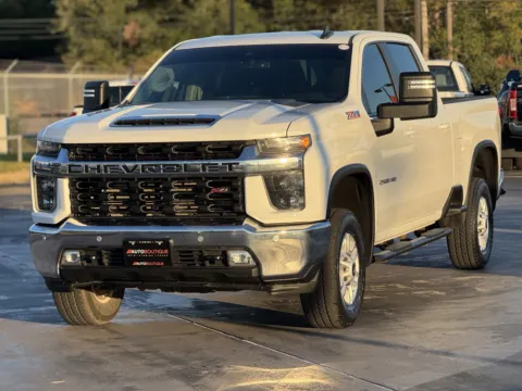 Another view of 2022 Chevrolet Silverado 2500HD LT for sale in Alvin, TX at Auto Boutique Texas
