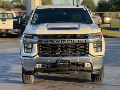 More photos of 2022 Chevrolet Silverado 2500HD LT at Auto Boutique Texas, TX