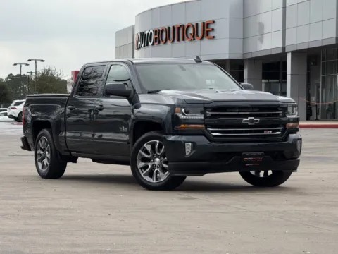 Gray 2017 CHEVROLET SILVERADO LT for sale in Alvin, TX