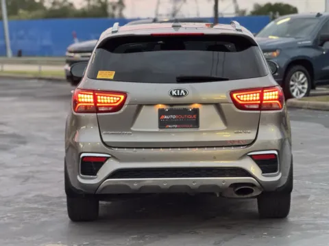 More photos of 2019 Kia Sorento SX V6 at Auto Boutique Texas, TX