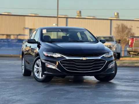 Photos of 2023 Chevrolet Malibu LT for sale in Alvin, TX at Auto Boutique Texas