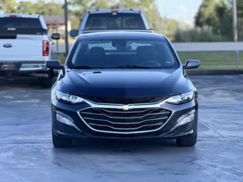 More photos of 2023 Chevrolet Malibu LT at Auto Boutique Texas, TX
