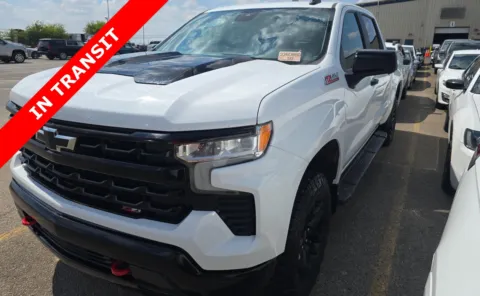 White 2023 Chevrolet Silverado 1500 LT Trail Boss for sale in Alvin, TX
