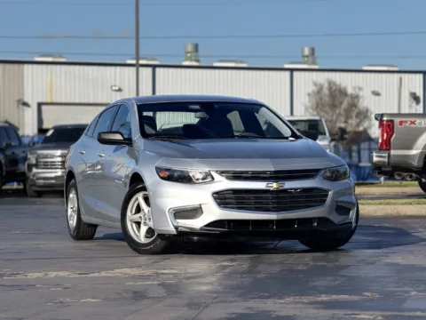 Photos of 2018 Chevrolet Malibu LS for sale in Alvin, TX at Auto Boutique Texas