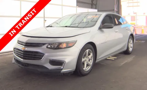 Silver 2018 Chevrolet Malibu LS for sale in Alvin, TX