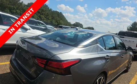 More photos of 2022 Nissan Altima 2.5 SR at Auto Boutique Texas, TX