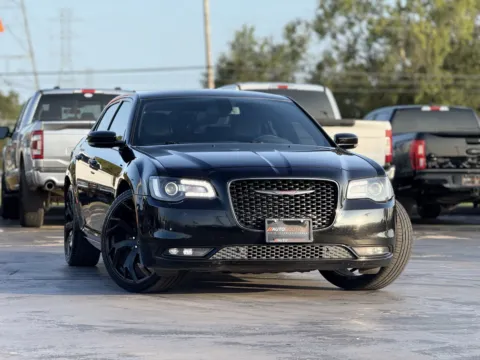 Photos of 2021 Chrysler 300 S for sale in Alvin, TX at Auto Boutique Texas