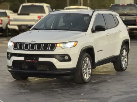 Another view of 2025 Jeep Compass Latitude for sale in Alvin, TX at Auto Boutique Texas