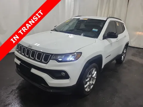 White 2025 Jeep Compass Latitude for sale in Alvin, TX
