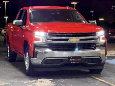 Photos of 2020 Chevrolet Silverado 1500 LT for sale in Alvin, TX at Auto Boutique Texas