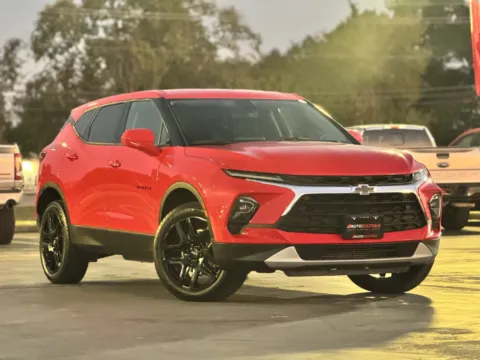 Photos of 2023 Chevrolet Blazer LT for sale in Alvin, TX at Auto Boutique Texas