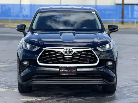 More photos of 2022 Toyota Highlander LE at Auto Boutique Texas, TX