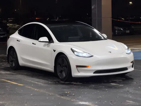 White 2021 Tesla Model 3 Standard Range Plus for sale in Alvin, TX