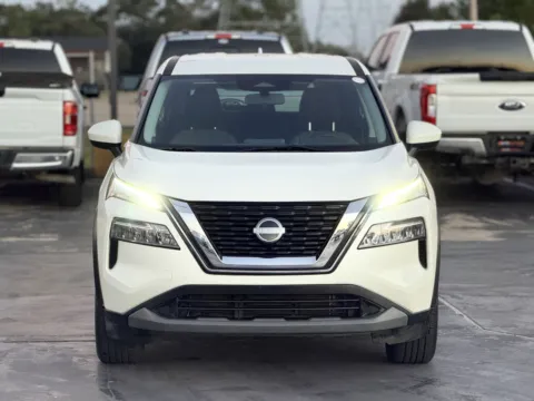 More photos of 2023 Nissan Rogue SV at Auto Boutique Texas, TX
