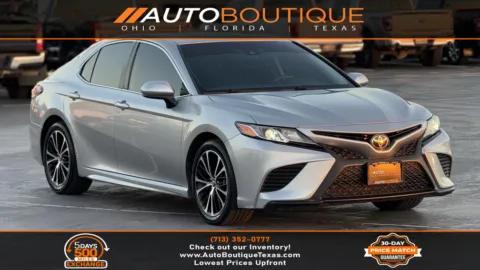Silver 2019 Toyota Camry SE for sale in Alvin, TX