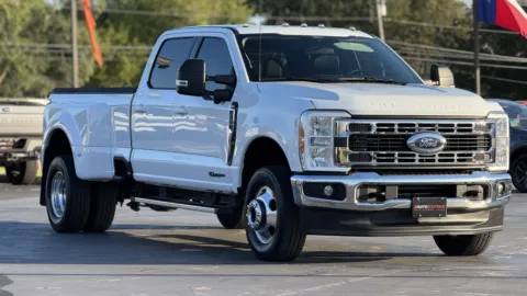 White 2024 Ford Super Duty F-350 DRW XLT for sale in Alvin, TX