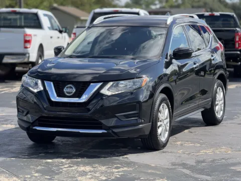 Another view of 2019 Nissan Rogue S for sale in Alvin, TX at Auto Boutique Texas