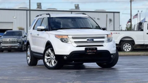 White 2015 Ford Explorer Limited for sale in Alvin, TX