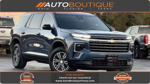 Blue 2024 CHEVROLET TRAVERSE L FWD LT for sale in Alvin, TX