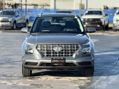 More photos of 2023 Hyundai Venue SEL at Auto Boutique Texas, TX