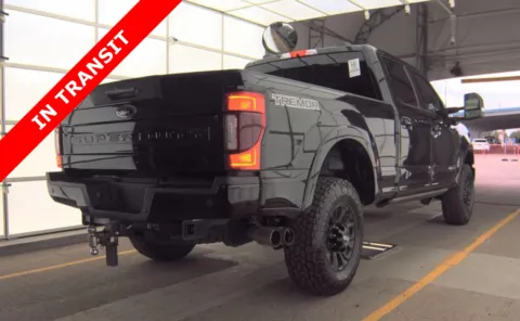 More photos of 2022 Ford Super Duty F-250 SRW LARIAT at Auto Boutique Texas, TX