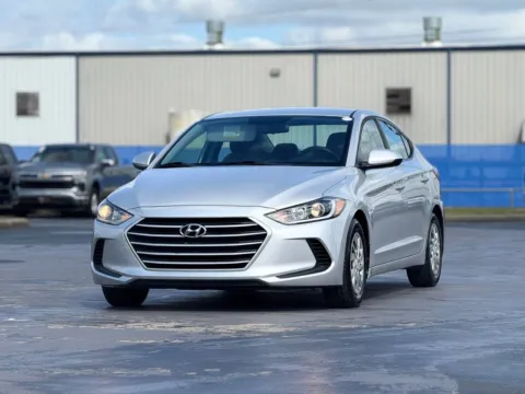 Another view of 2017 Hyundai Elantra SE for sale in Alvin, TX at Auto Boutique Texas
