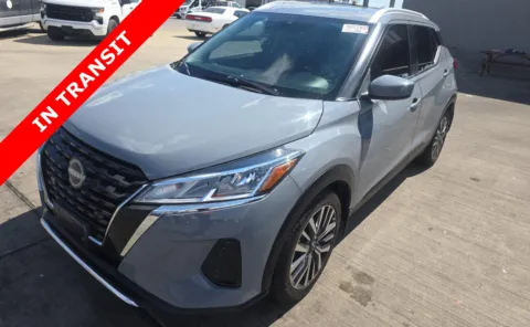 Gray 2023 Nissan Kicks SV for sale in Alvin, TX