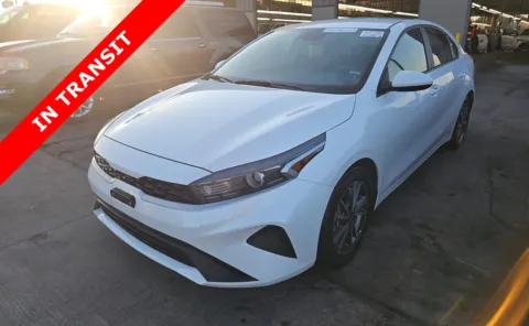 White 2023 Kia Forte LXS for sale in Alvin, TX
