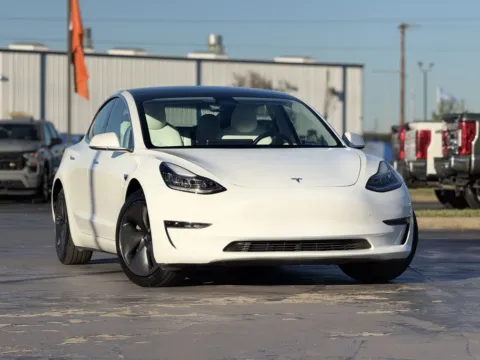 Photos of 2020 Tesla Model 3 Standard Range Plus for sale in Alvin, TX at Auto Boutique Texas