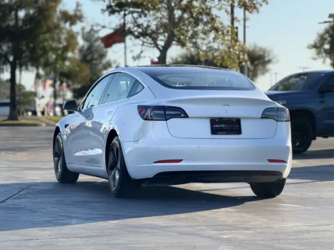 More photos of 2020 Tesla Model 3 Standard Range Plus at Auto Boutique Texas, TX