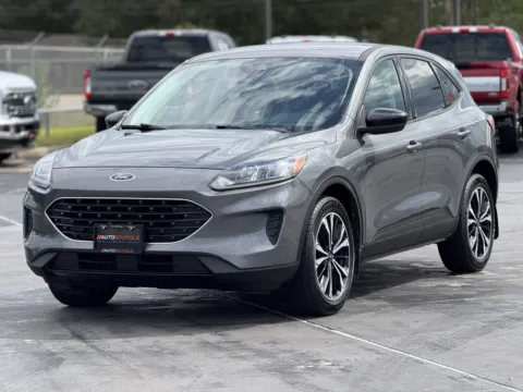 Another view of 2022 Ford Escape SE Hybrid for sale in Alvin, TX at Auto Boutique Texas