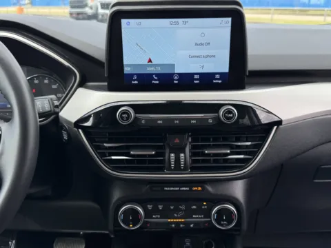 Photos of 2022 Ford Escape SE Hybrid for sale in Alvin, TX at Auto Boutique Texas