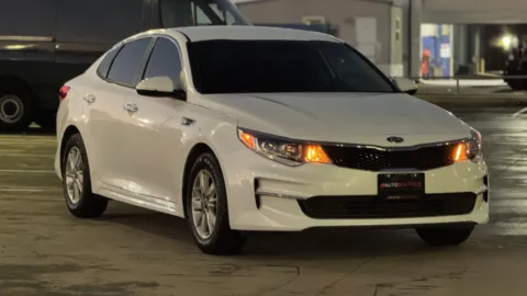 White 2018 Kia Optima LX for sale in Alvin, TX