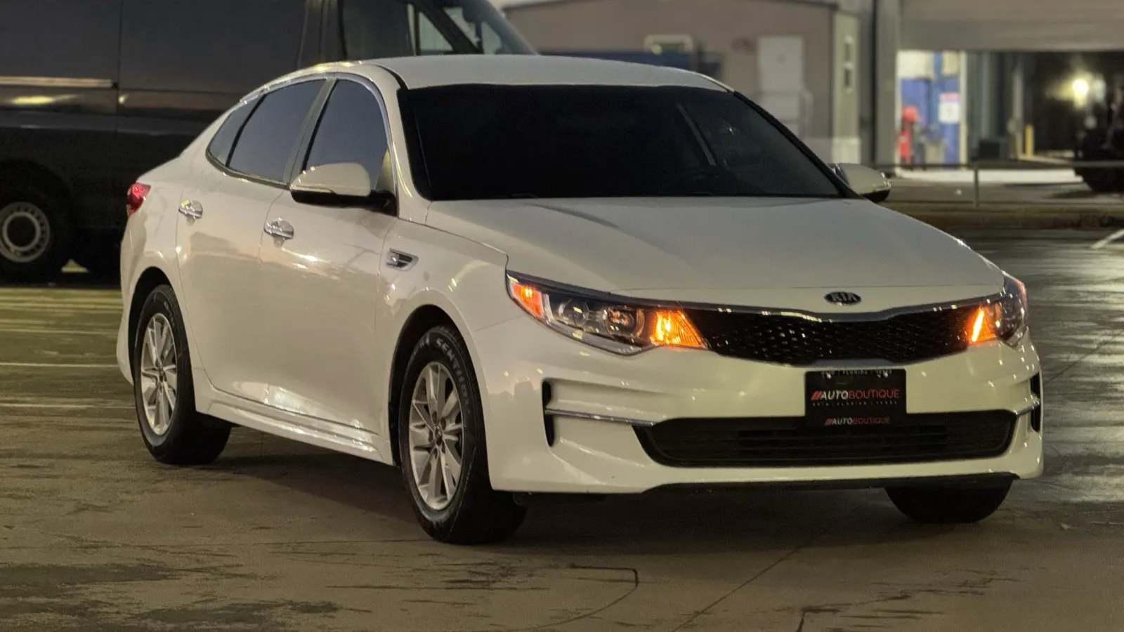 White 2018 Kia Optima LX for sale in Alvin, TX