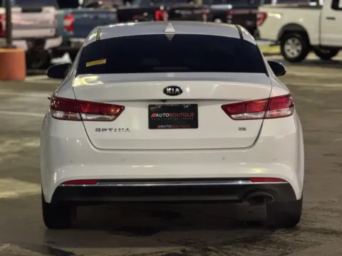 More photos of 2018 Kia Optima LX at Auto Boutique Texas, TX