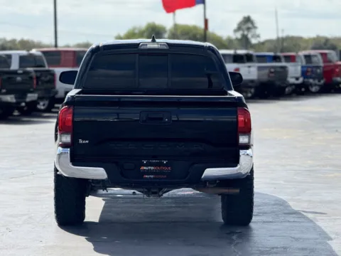 More photos of 2020 Toyota Tacoma SR5 at Auto Boutique Texas, TX
