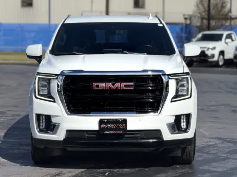 Another view of 2022 GMC Yukon XL SLE for sale in Alvin, TX at Auto Boutique Texas