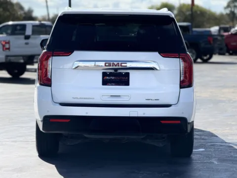 More photos of 2022 GMC Yukon XL SLE at Auto Boutique Texas, TX