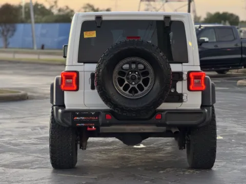 More photos of 2022 Jeep Wrangler Unlimited Rubicon at Auto Boutique Texas, TX