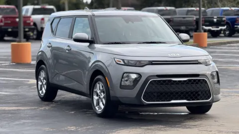 Gray 2022 Kia Soul LX for sale in Alvin, TX
