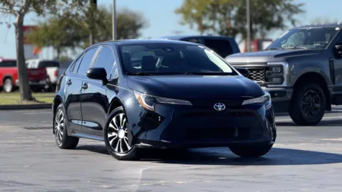 Black 2022 Toyota Corolla LE for sale in Alvin, TX