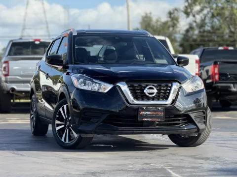 Photos of 2020 Nissan Kicks SV for sale in Alvin, TX at Auto Boutique Texas