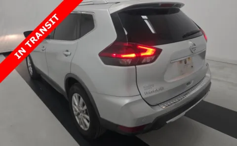 Another view of 2020 Nissan Rogue SV for sale in Alvin, TX at Auto Boutique Texas