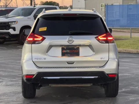 More photos of 2020 Nissan Rogue SV at Auto Boutique Texas, TX