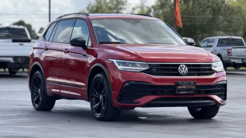 Photos of 2024 Volkswagen Tiguan SE R-Line Black for sale in Alvin, TX at Auto Boutique Texas