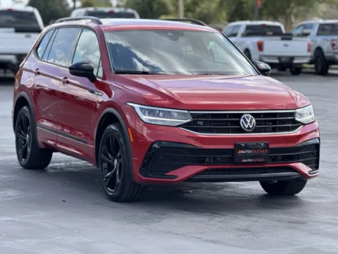 Another view of 2024 Volkswagen Tiguan SE R-Line Black for sale in Alvin, TX at Auto Boutique Texas