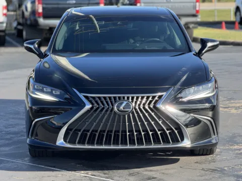 Another view of 2024 Lexus ES 300h for sale in Alvin, TX at Auto Boutique Texas