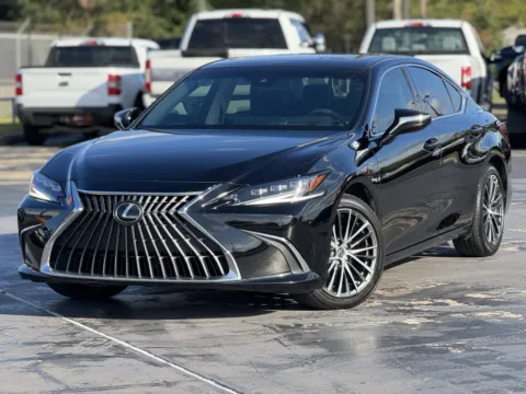 More photos of 2024 Lexus ES 300h at Auto Boutique Texas, TX